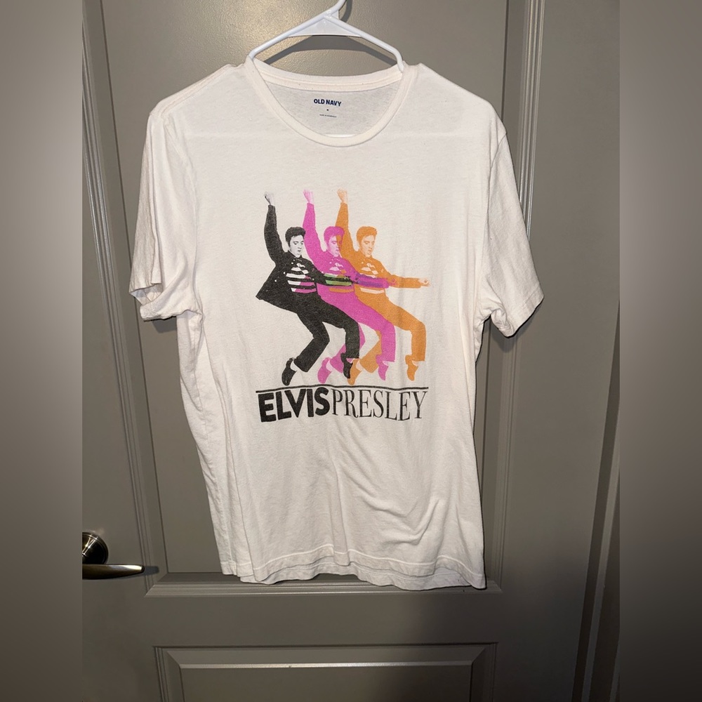 Elvis Presley Graphic tee